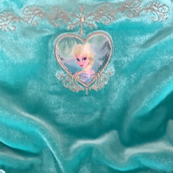 Frozen Anna night gown 5 - Picture 2 of 3